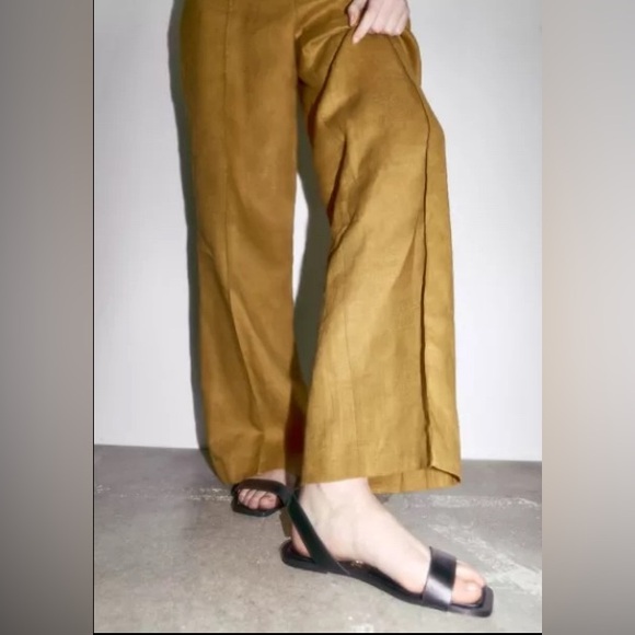 Zara | Women | NWT Leather Slider Sandals black Size 39. - Picture 2 of 7